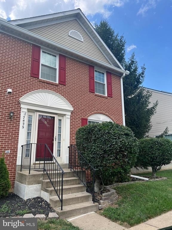 7435 Digby Green - Photo 1