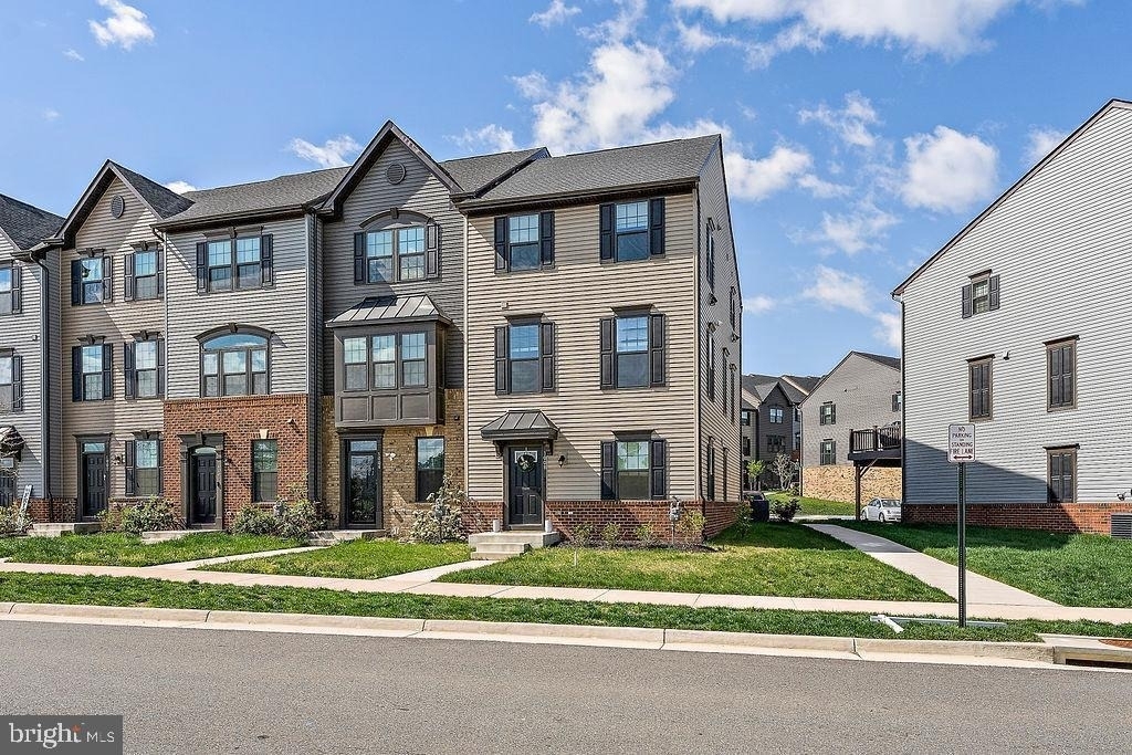 1008 Alum Road - Photo 0