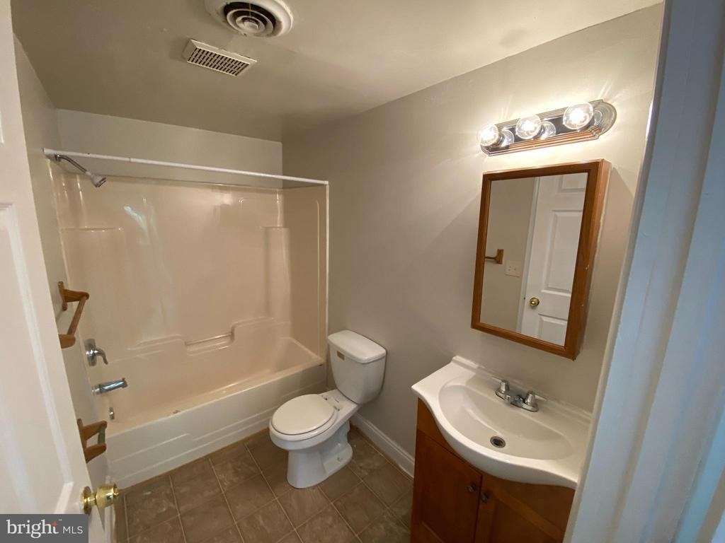 806 Weedon Street - Photo 8