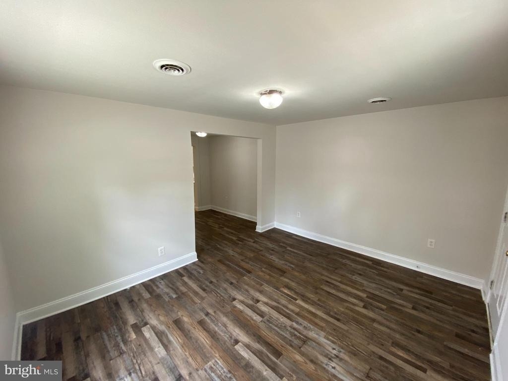 806 Weedon Street - Photo 3