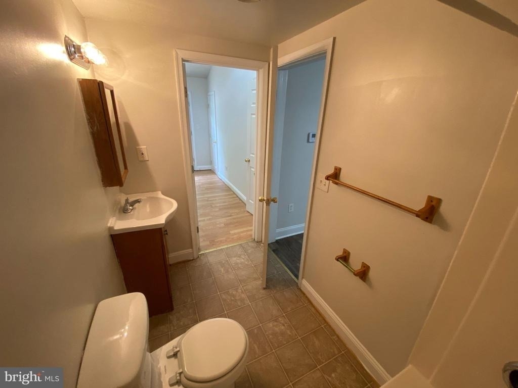 806 Weedon Street - Photo 9