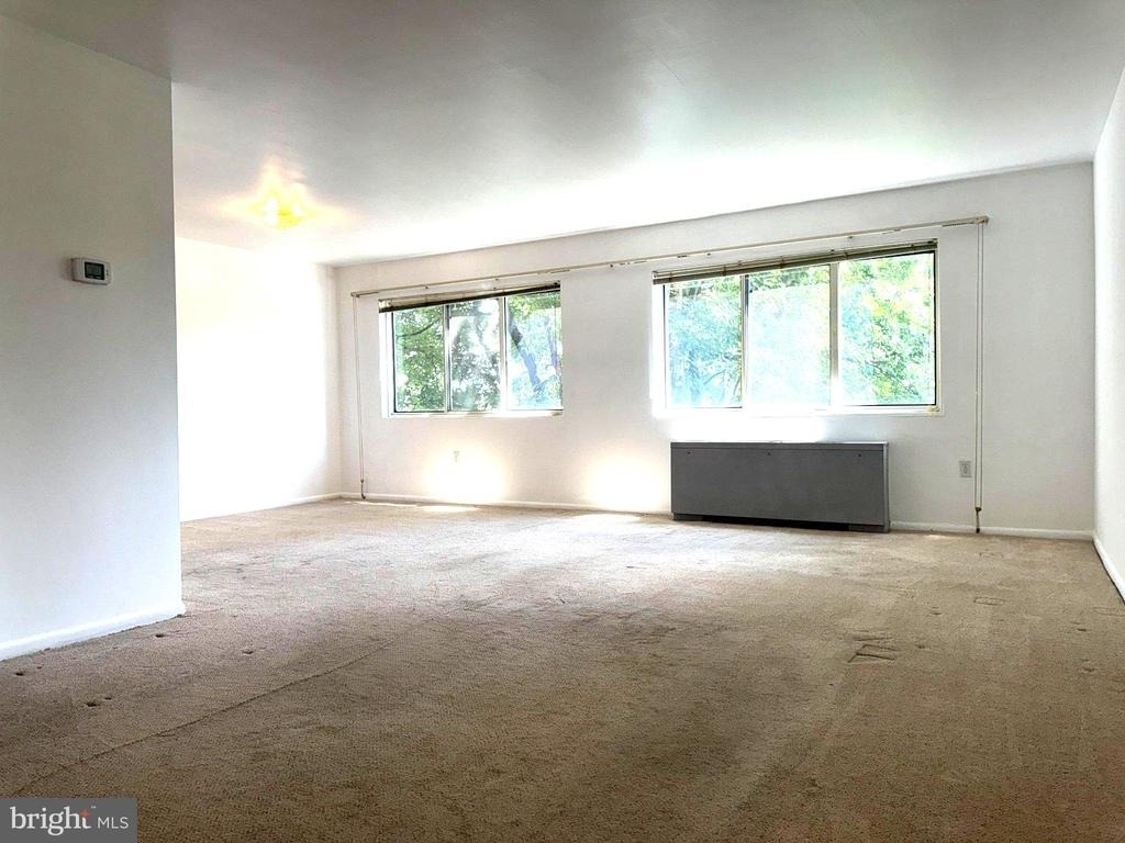 200 N Maple Avenue - Photo 15