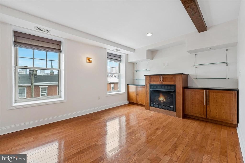 1111 Mount Vernon Street - Photo 6