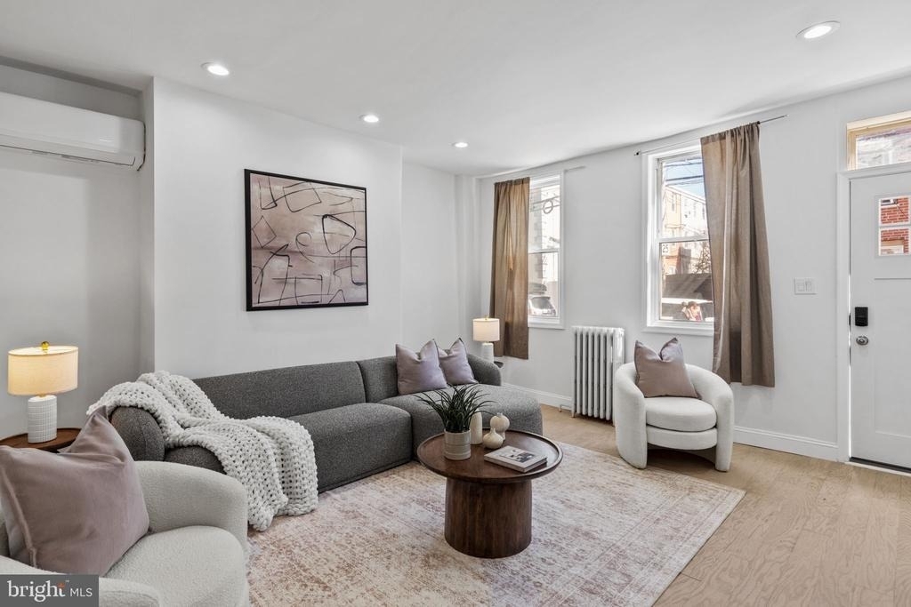 1302 N Lawrence Street - Photo 4