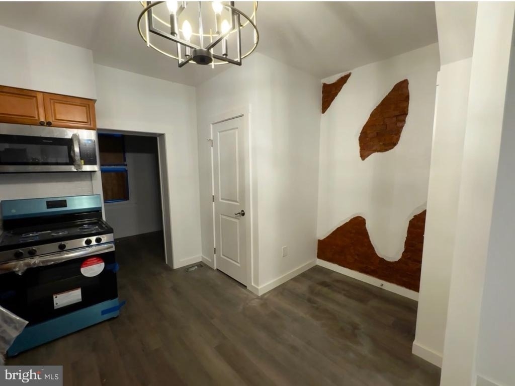 625 E Thayer Street - Photo 5