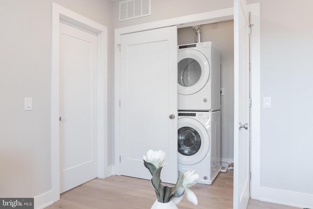 1513 Ridge Avenue - Photo 13