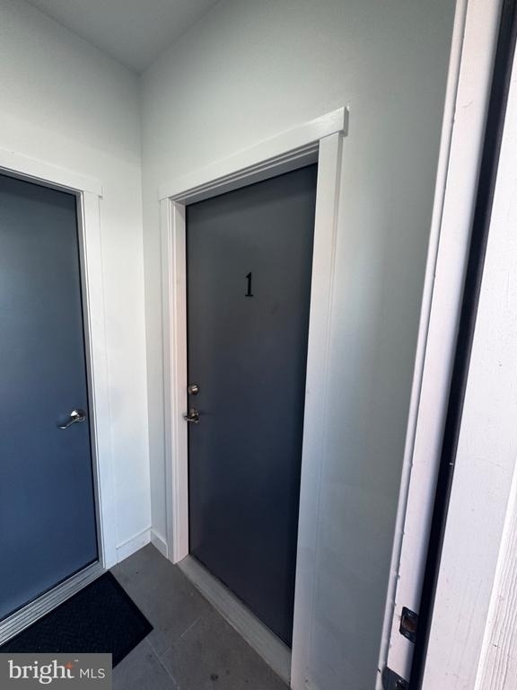 104 W Ontario Street - Photo 5