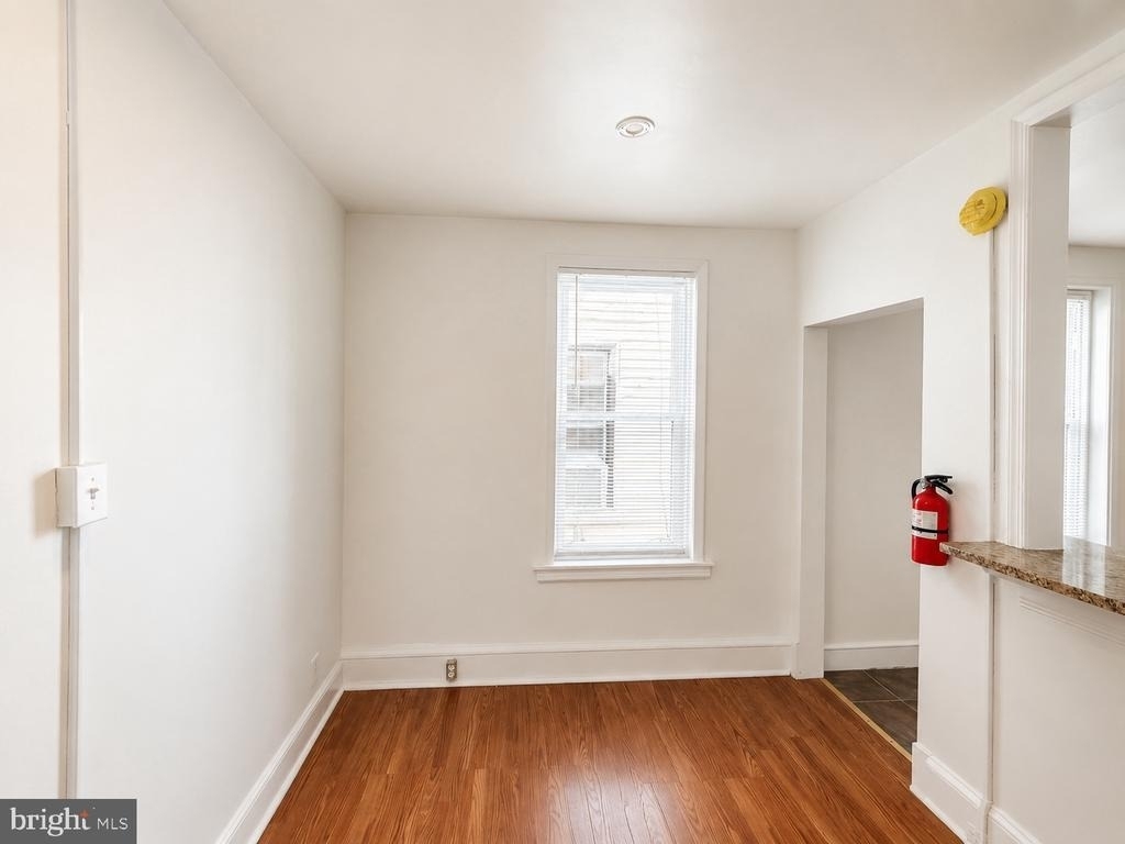 4025 Green Street - Photo 6