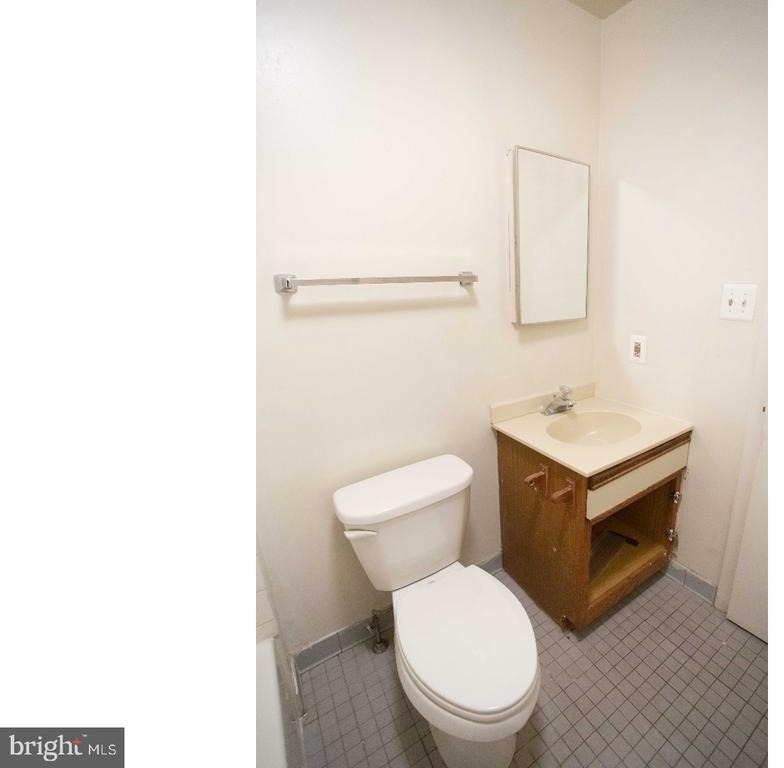 427 Vine Street - Photo 12