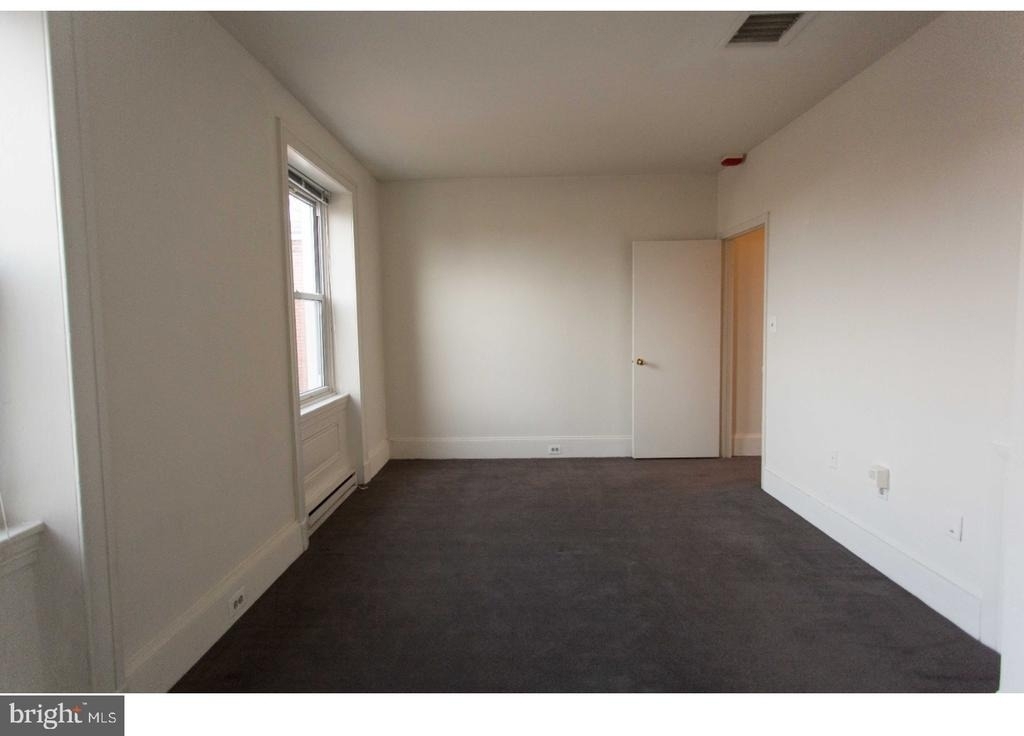 427 Vine Street - Photo 16