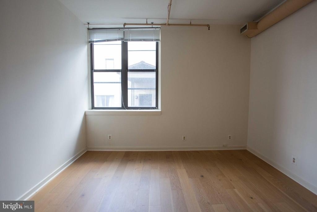 130-4 Arch Street - Photo 9