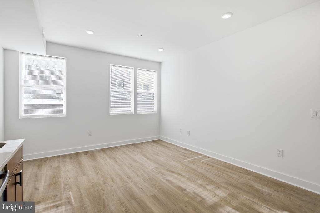 2126 N Percy Street - Photo 6