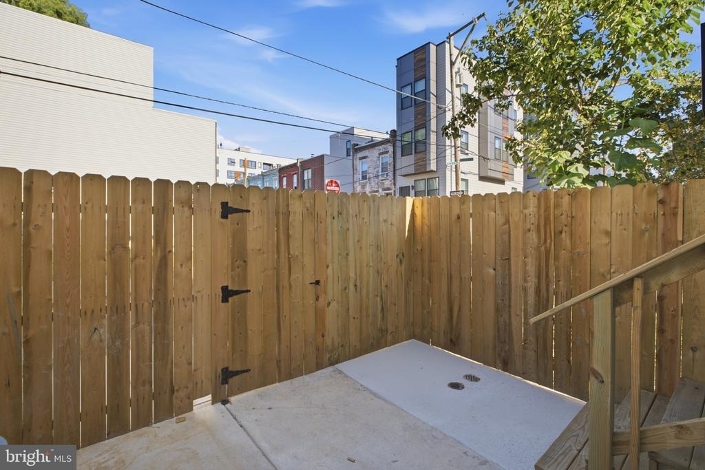 2126 N Percy Street - Photo 7