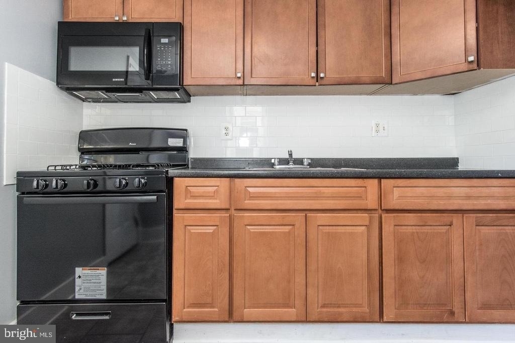3617 Sepviva Street - Photo 10
