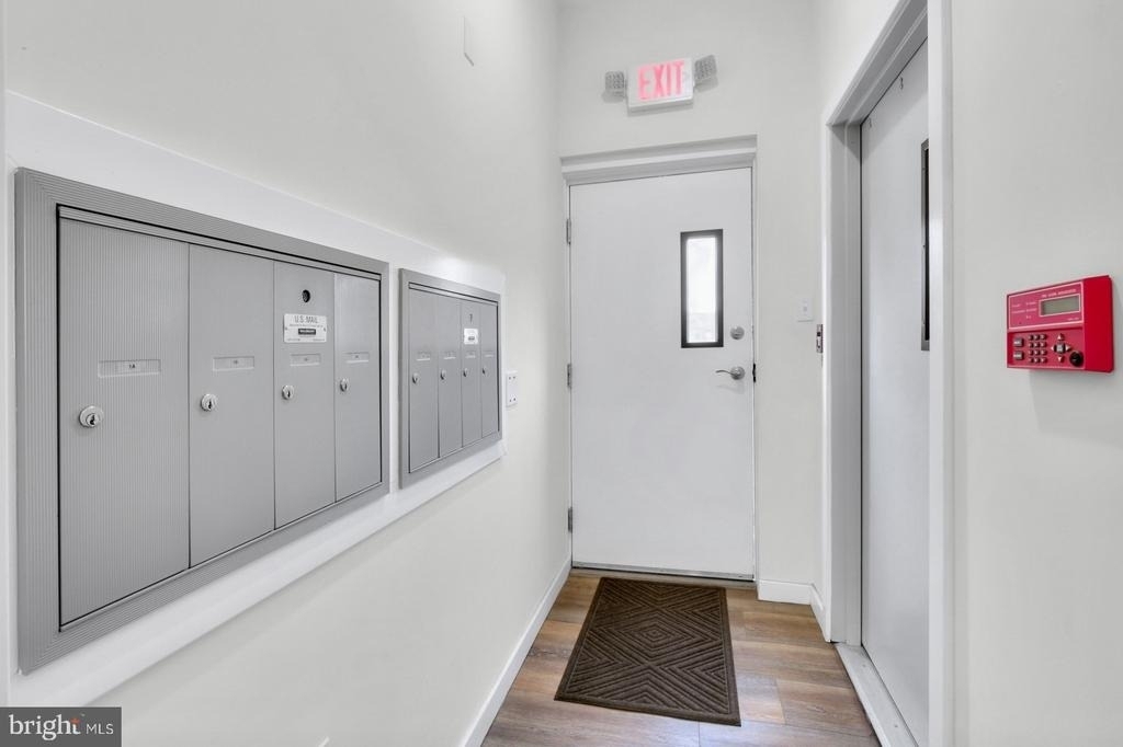 541 N Orianna Street - Photo 16