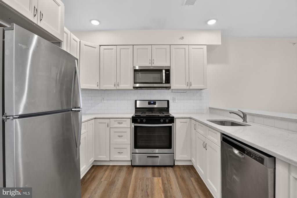 541 N Orianna Street - Photo 1