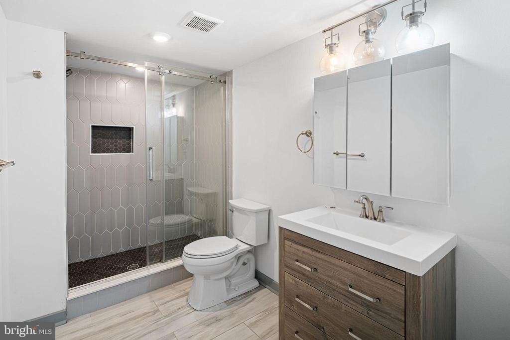 411 W Berks Street - Photo 13