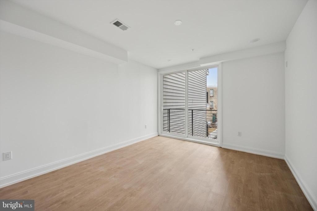 1614 Ridge Avenue - Photo 13