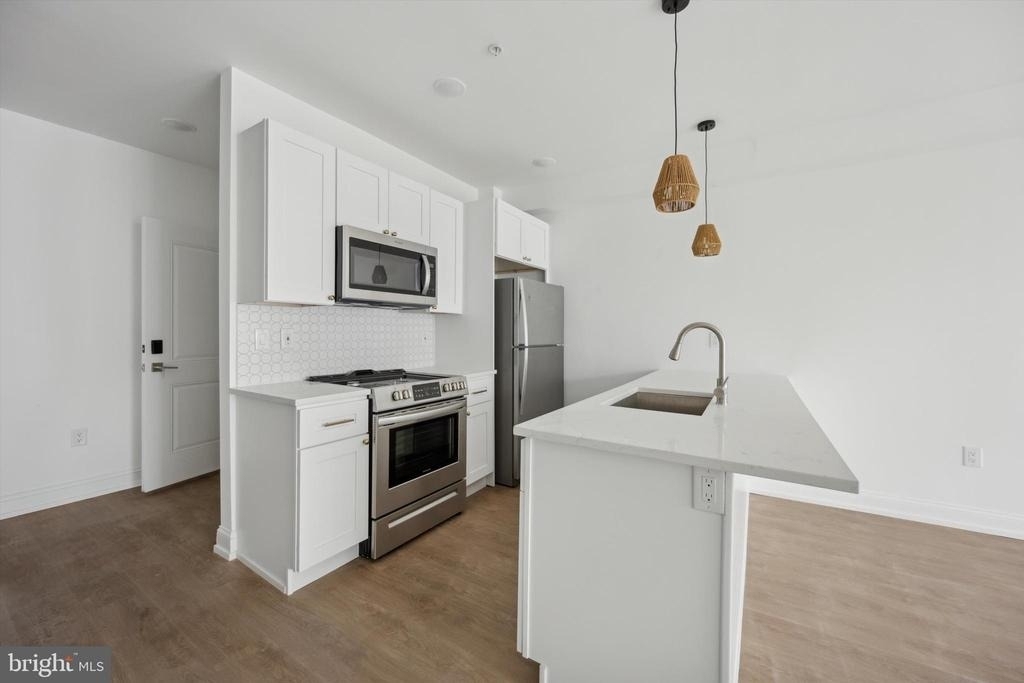 1614 Ridge Avenue - Photo 1