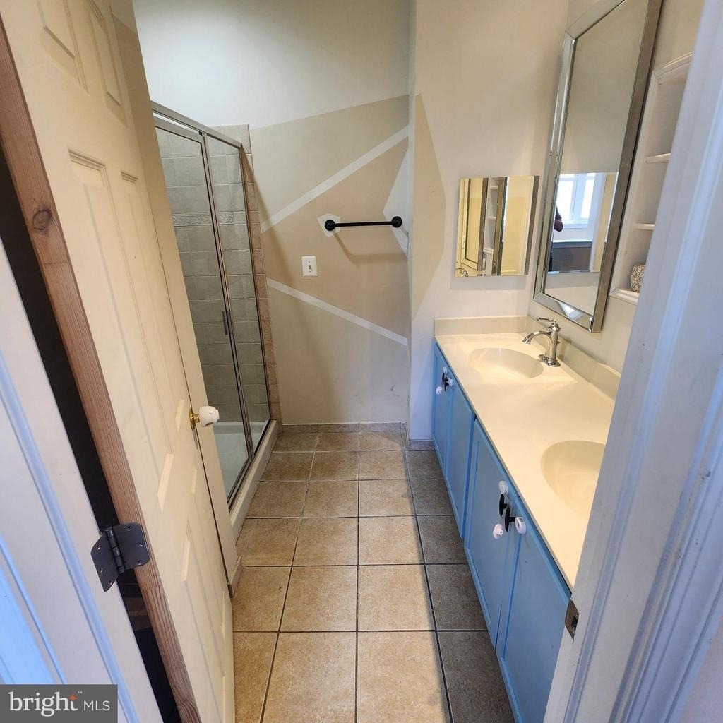 1301 N 32nd Street - Photo 12
