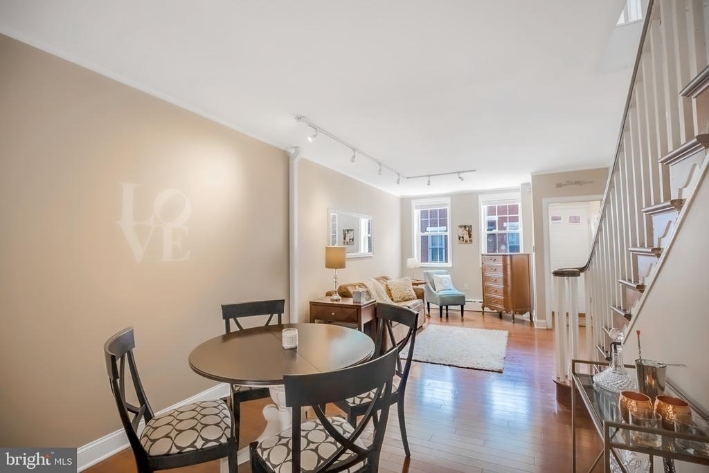1045 Mercy Street - Photo 6