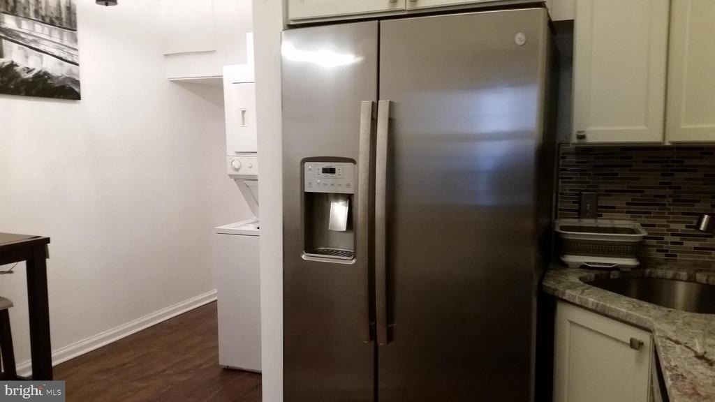 2034 Delancey Pl - Photo 9