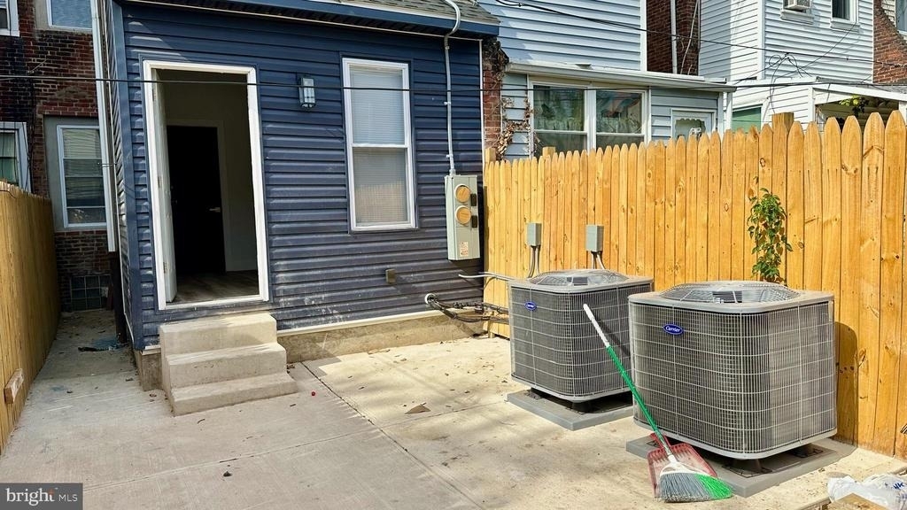 4525 N Gratz Street - Photo 9