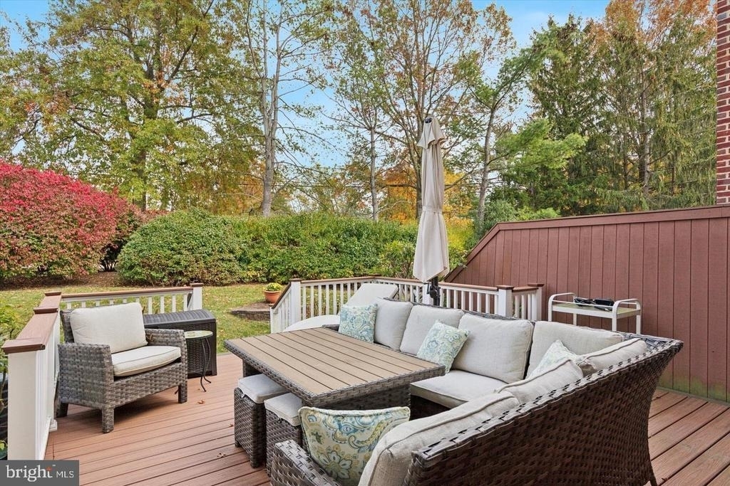 209 Westminster Place - Photo 20