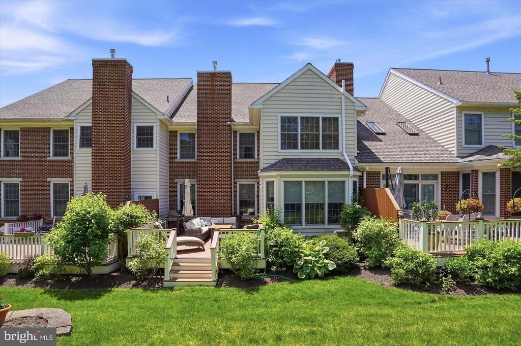 209 Westminster Place - Photo 25