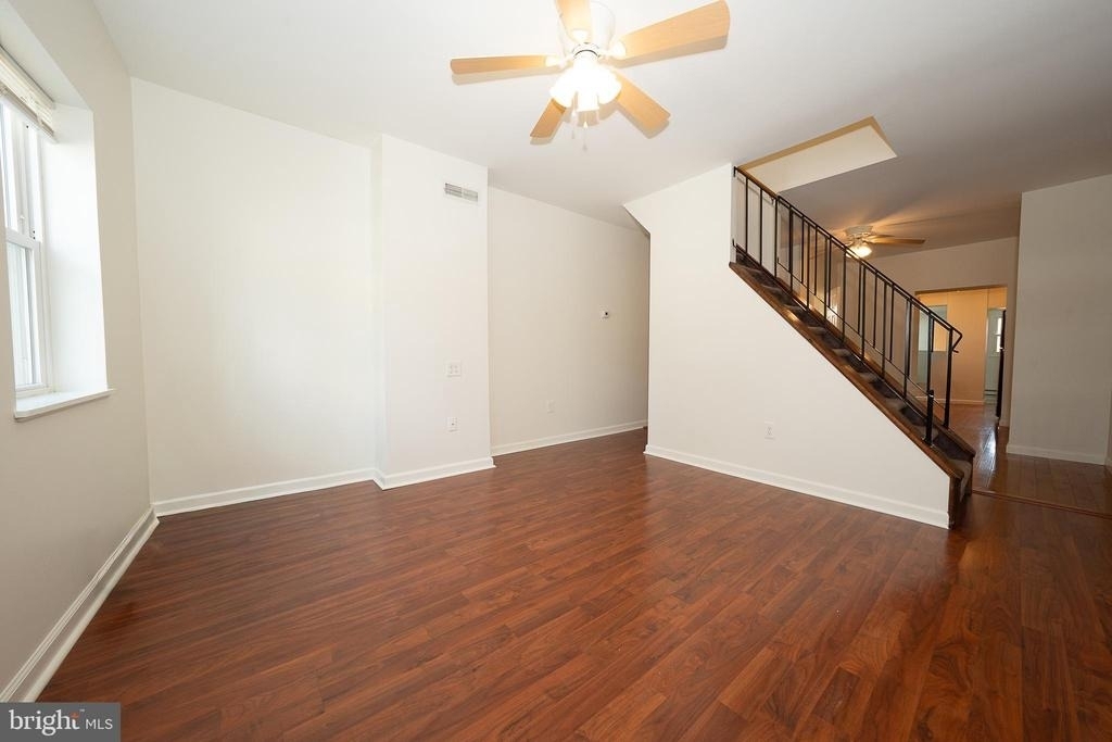 505 Spring Mill Avenue - Photo 3