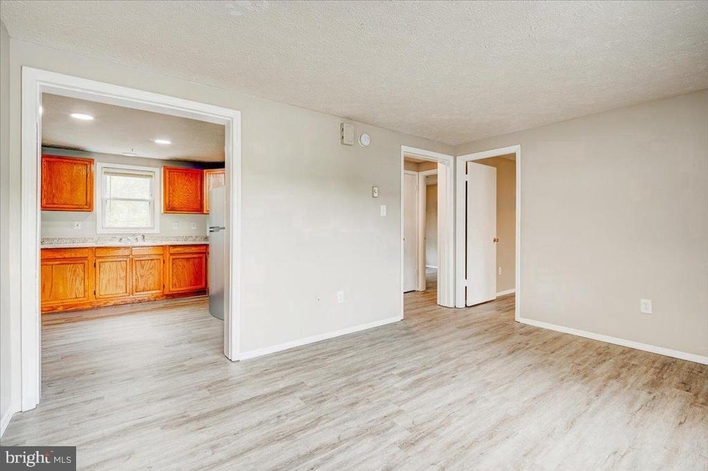1877 Johnson Road - Photo 4
