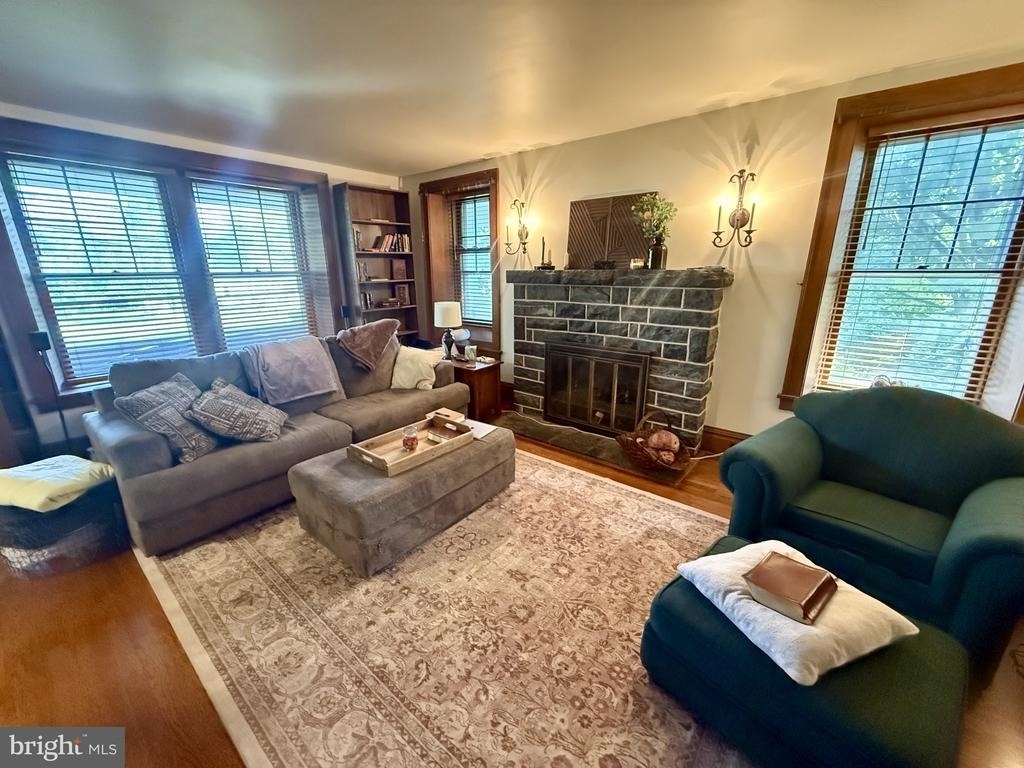 135 Loudon Road - Photo 11