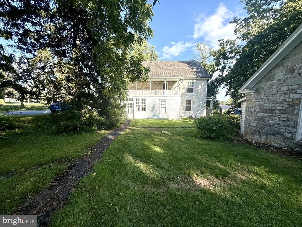 135 Loudon Road - Photo 4