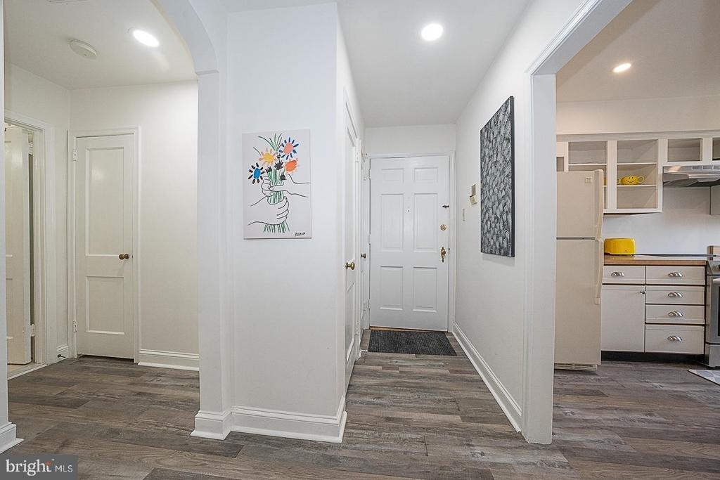 500 E Lancaster Avenue - Photo 1