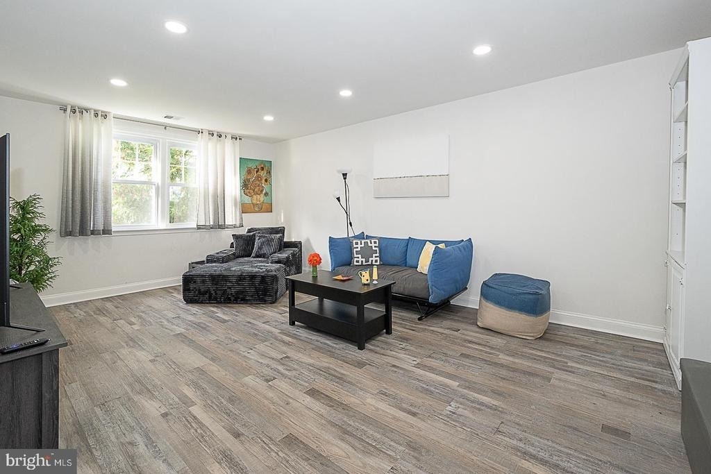 500 E Lancaster Avenue - Photo 6