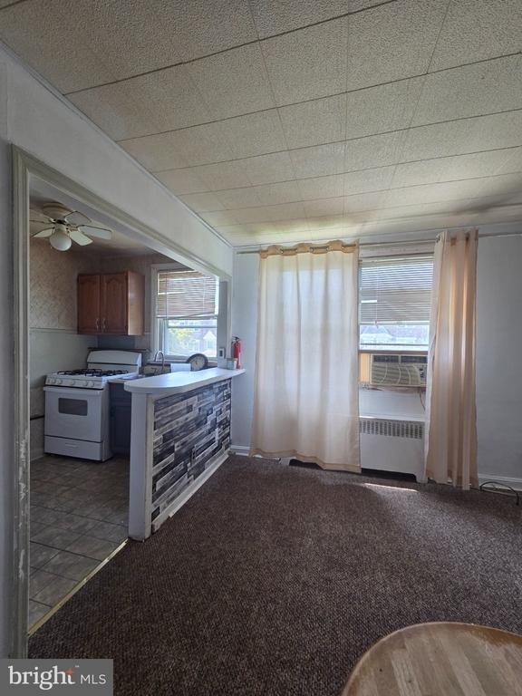 881 Windermere Avenue - Photo 1