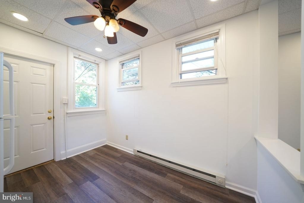 402 N Church Street - Photo 9