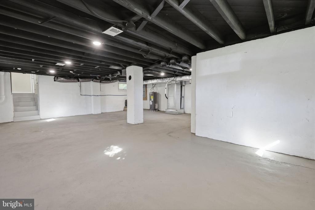 110 Elmwood Avenue - Photo 18