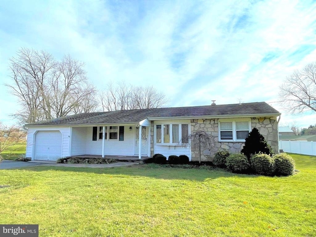 310 Fish Pond Road - Photo 0