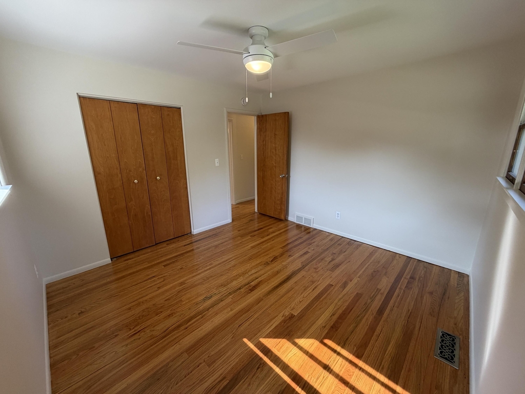 3652 Inverness Street - Photo 18