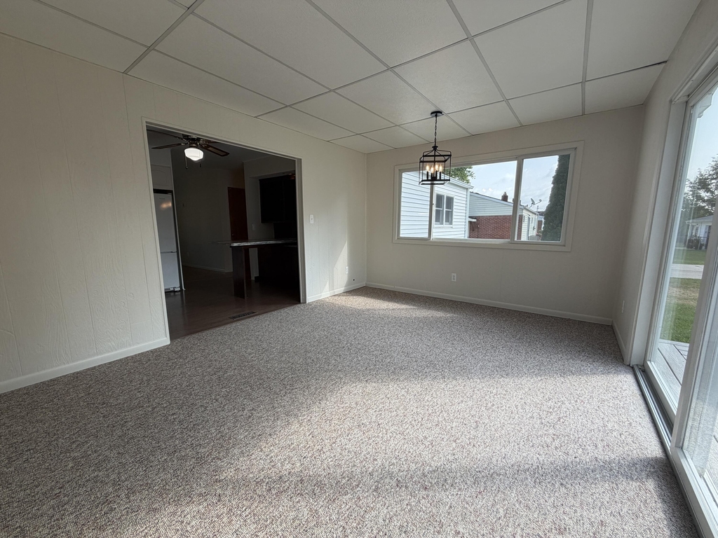 3652 Inverness Street - Photo 11