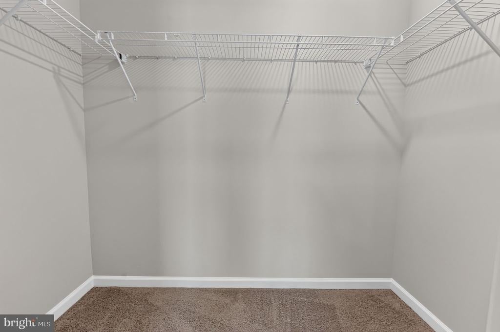 157 Essex Drive - Photo 11