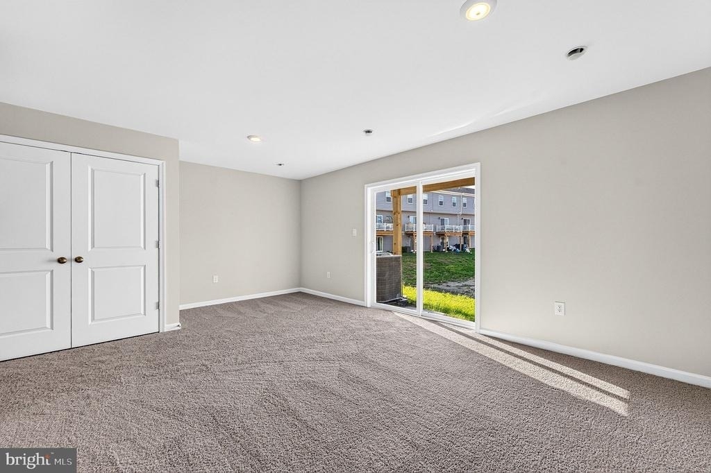 157 Essex Drive - Photo 21