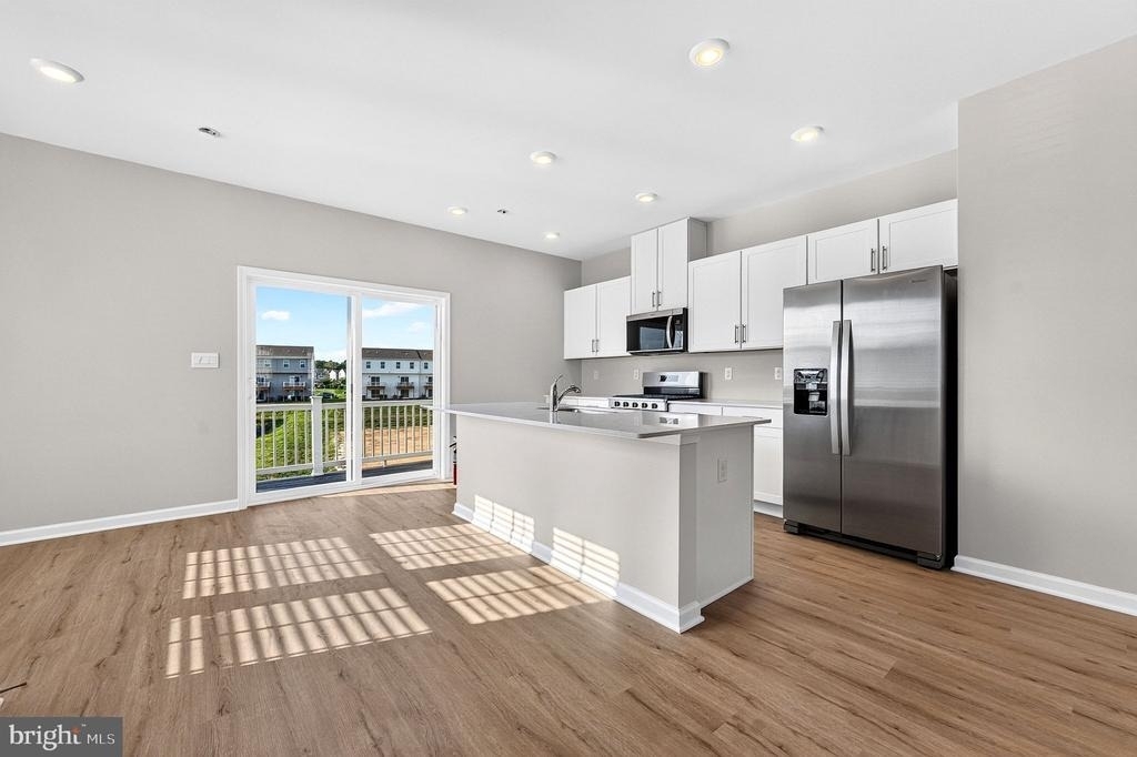 157 Essex Drive - Photo 1