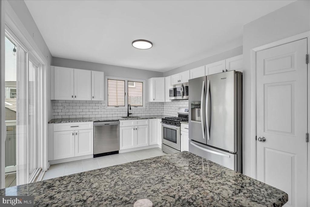 7509 Wyndam Road - Photo 11