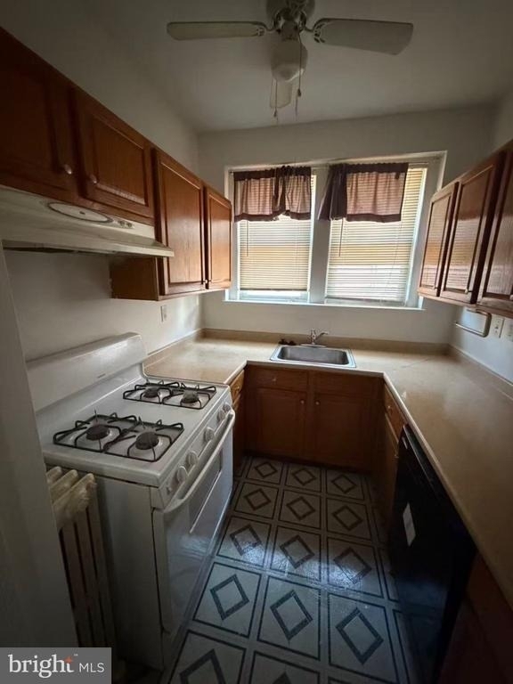 109 E Main Street - Photo 3