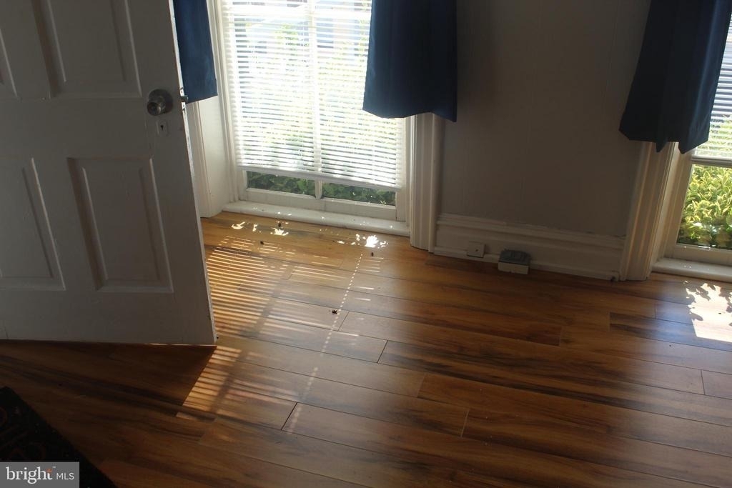 165 Summit Avenue - Photo 1