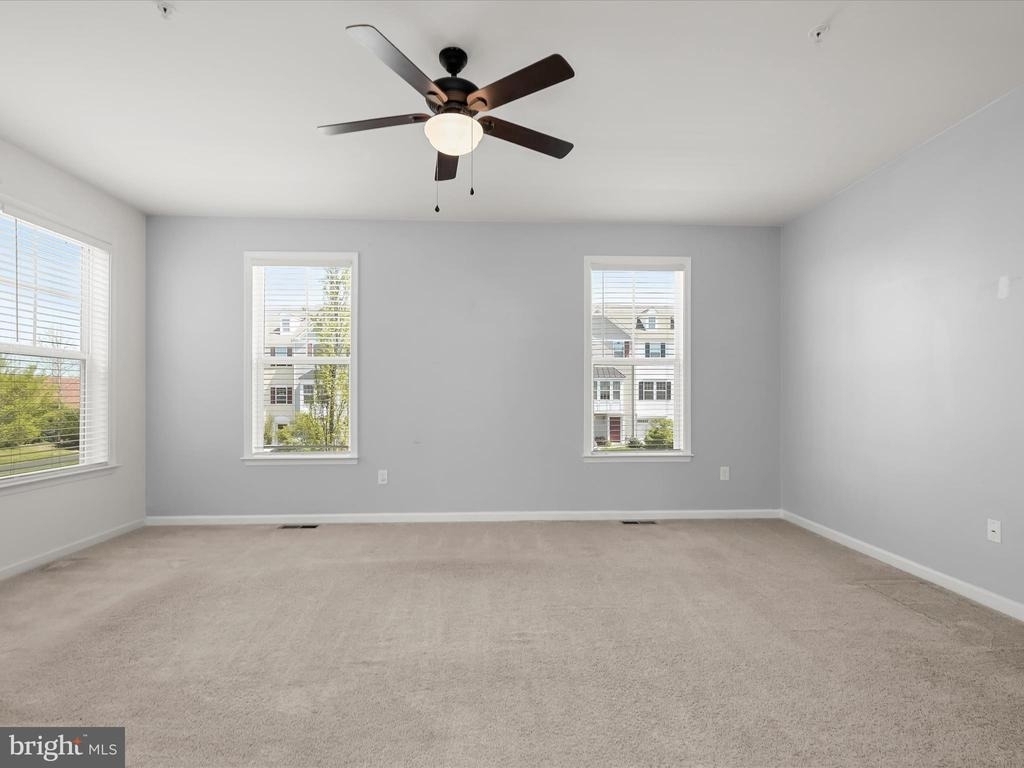 415 Bodkin Street - Photo 5