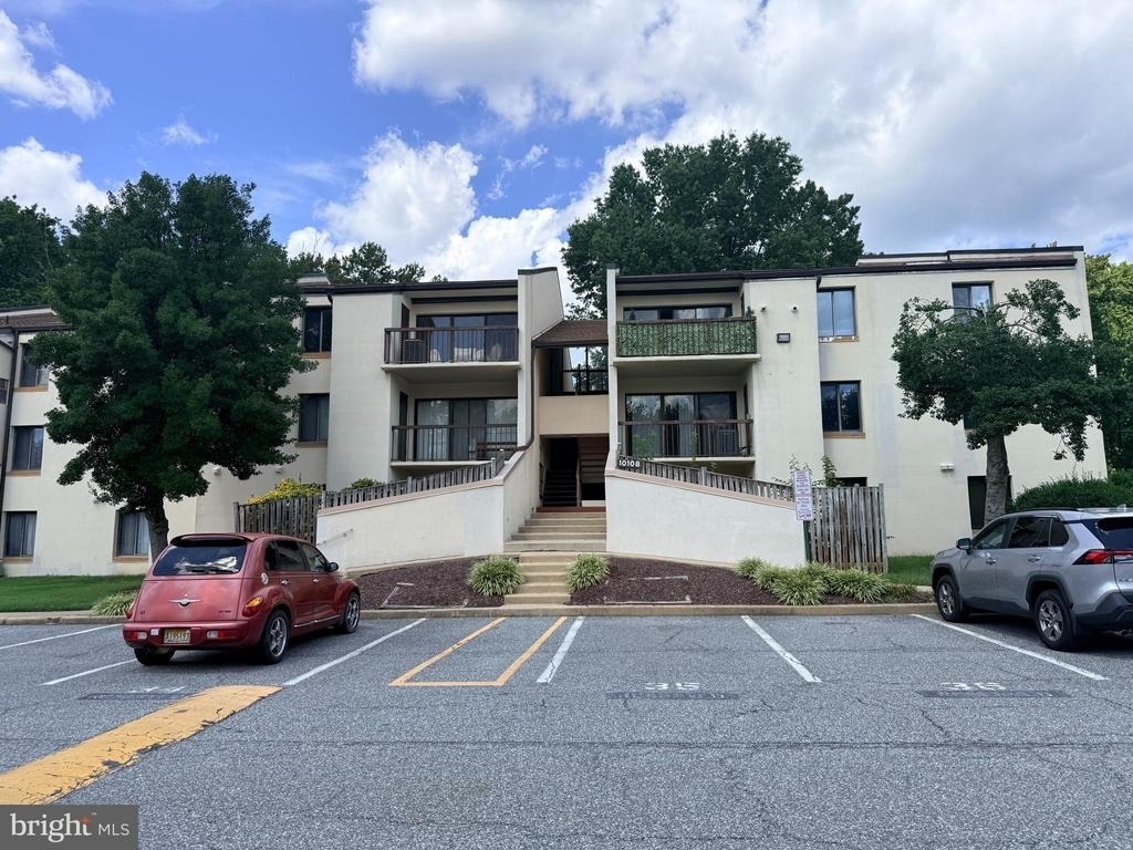 10108 Campus Way S - Photo 0