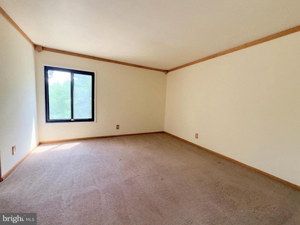 10108 Campus Way S - Photo 8